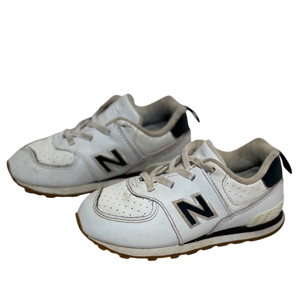 Vintage New Balance 574 Kids White Leather Navy Gum Sole Sneakers Size 6 Toddler
